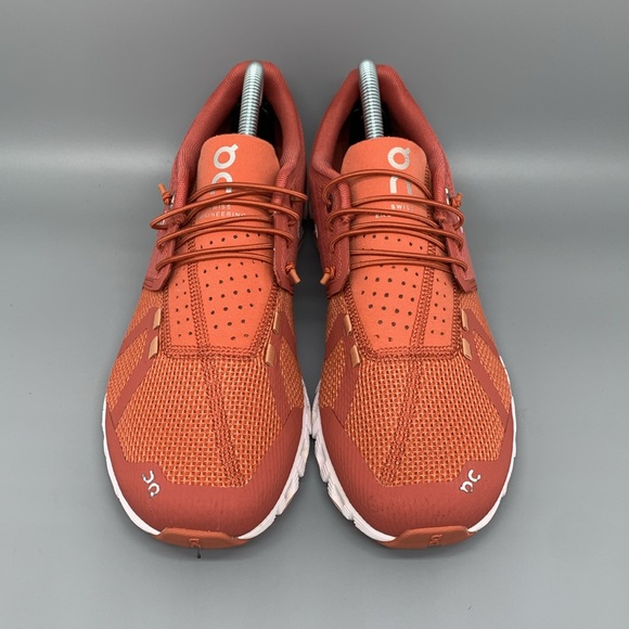 On Running Athletic Shoes in Red and White - Picture 2 of 7